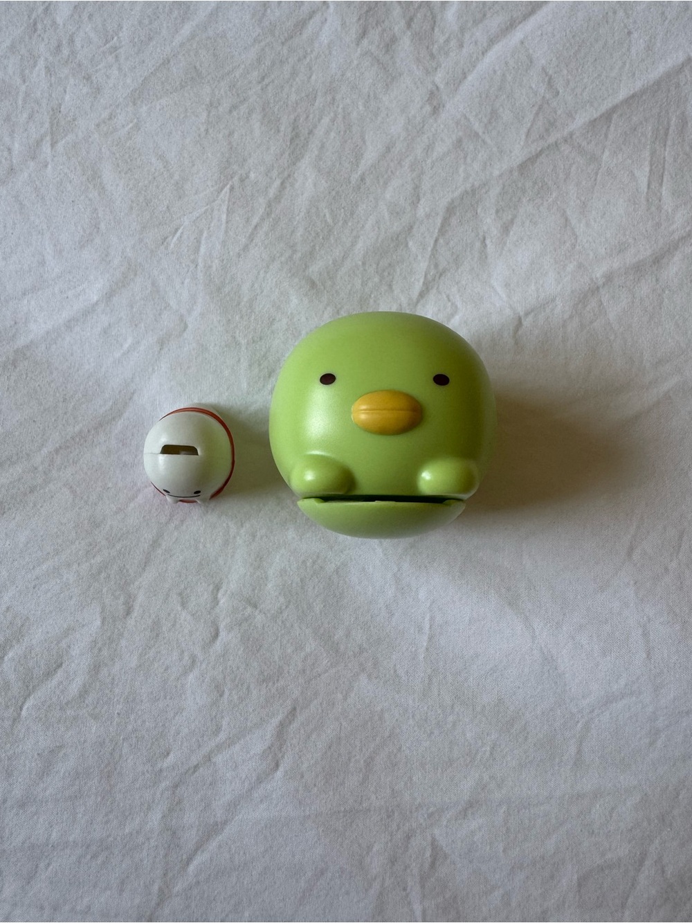 3/$20 ♡ San-X Sumikko Gurashi Penguin Bandai Capsule Figure
